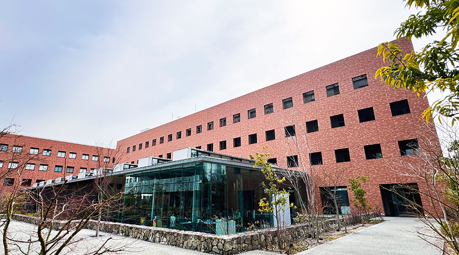 薬学総合研究所イメージスライド1