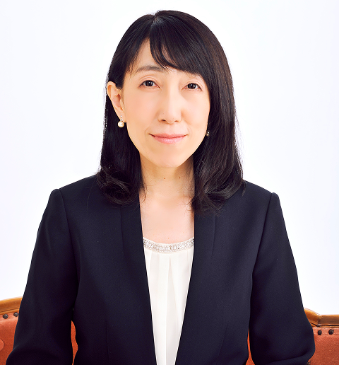 玉井　由樹　氏