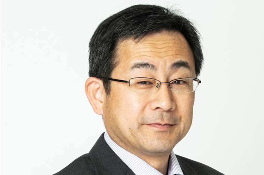 古賀　稔邦　氏
